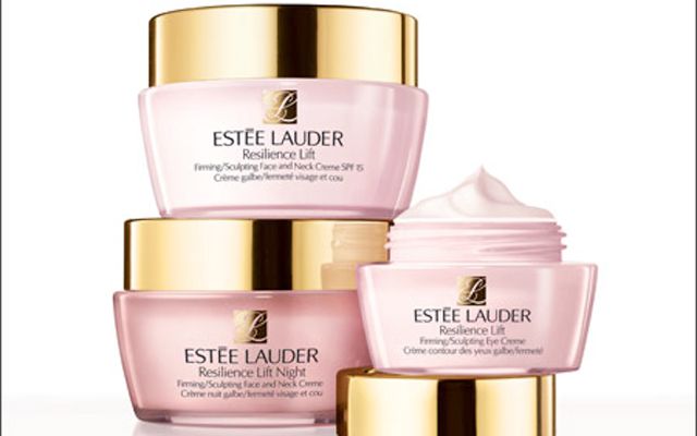 Estee Lauder - Diamond Plaza , TP. HCM