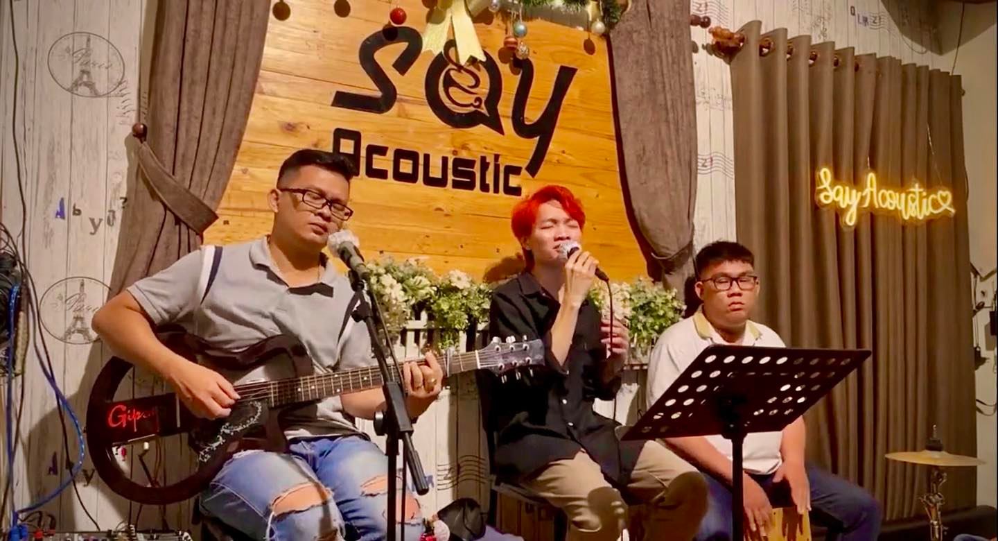 Quán Cafe Say Acoustic