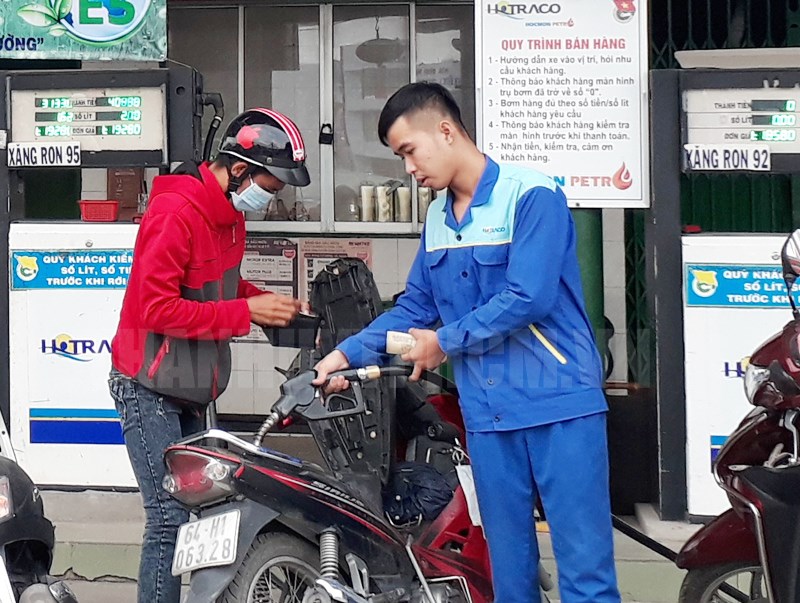 Trạm xăng dầu Dương Anh Thư - Đường Nguyễn Duy Trinh, Thành phố Hồ Chí Minh